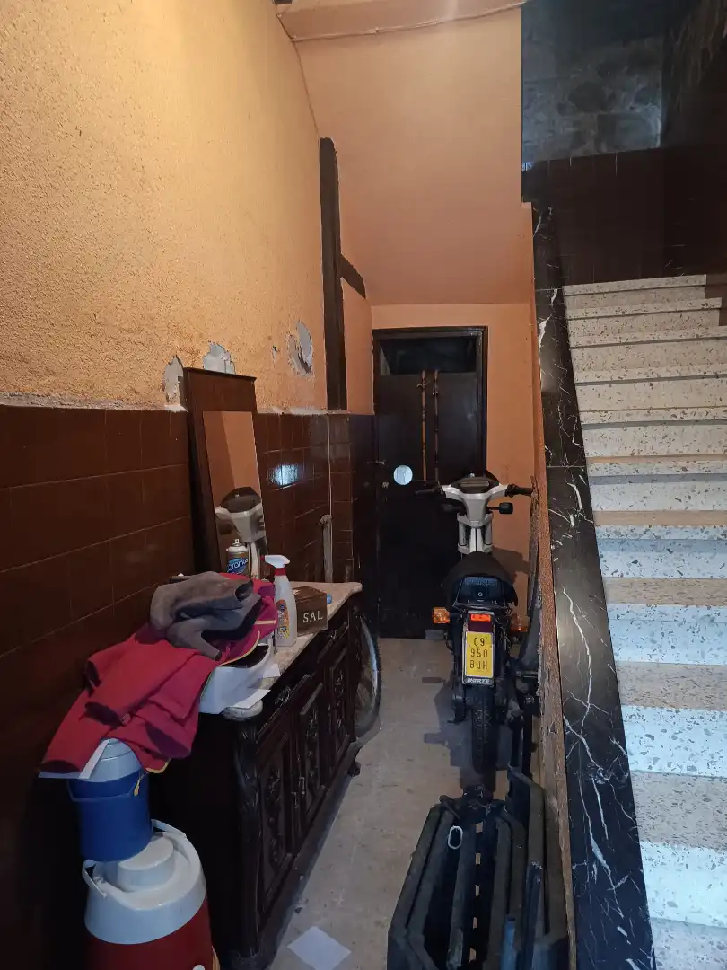 Bany de Casa o xalet en venda en Laviana amb Calefacció, Jardí privat i Moblat
