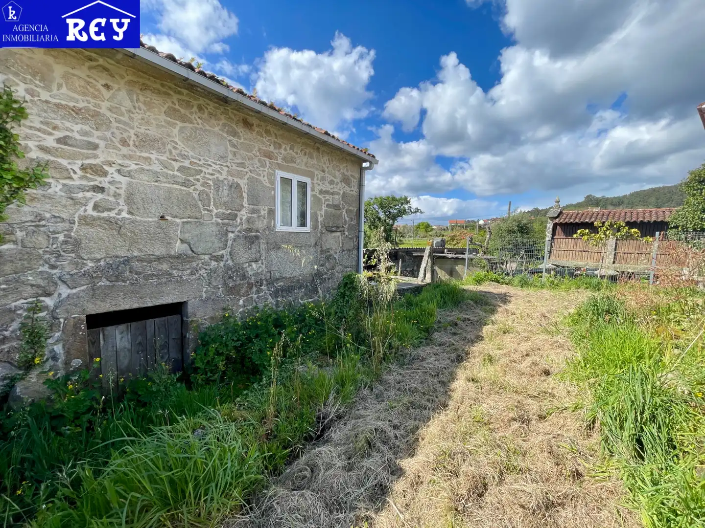 Finca rústica en venta en Catoira con Jardín privado