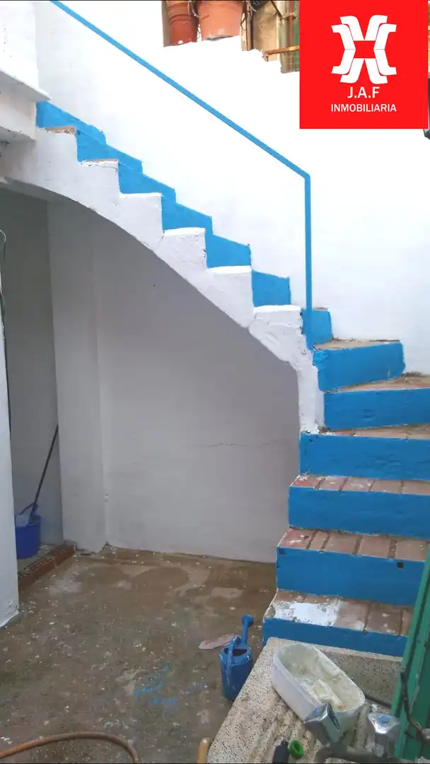 Vista exterior de Piso en venta en Canals con Aire acondicionado y Terraza