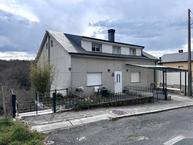 Casa-chalet en Venta en Montederramo