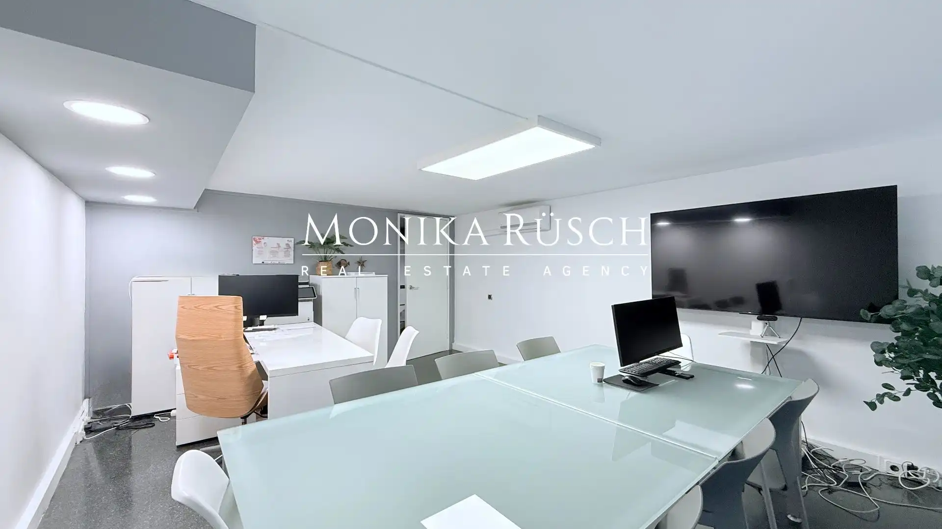 Office for sale in Cornellà de Llobregat  with Air Conditioner and Heating