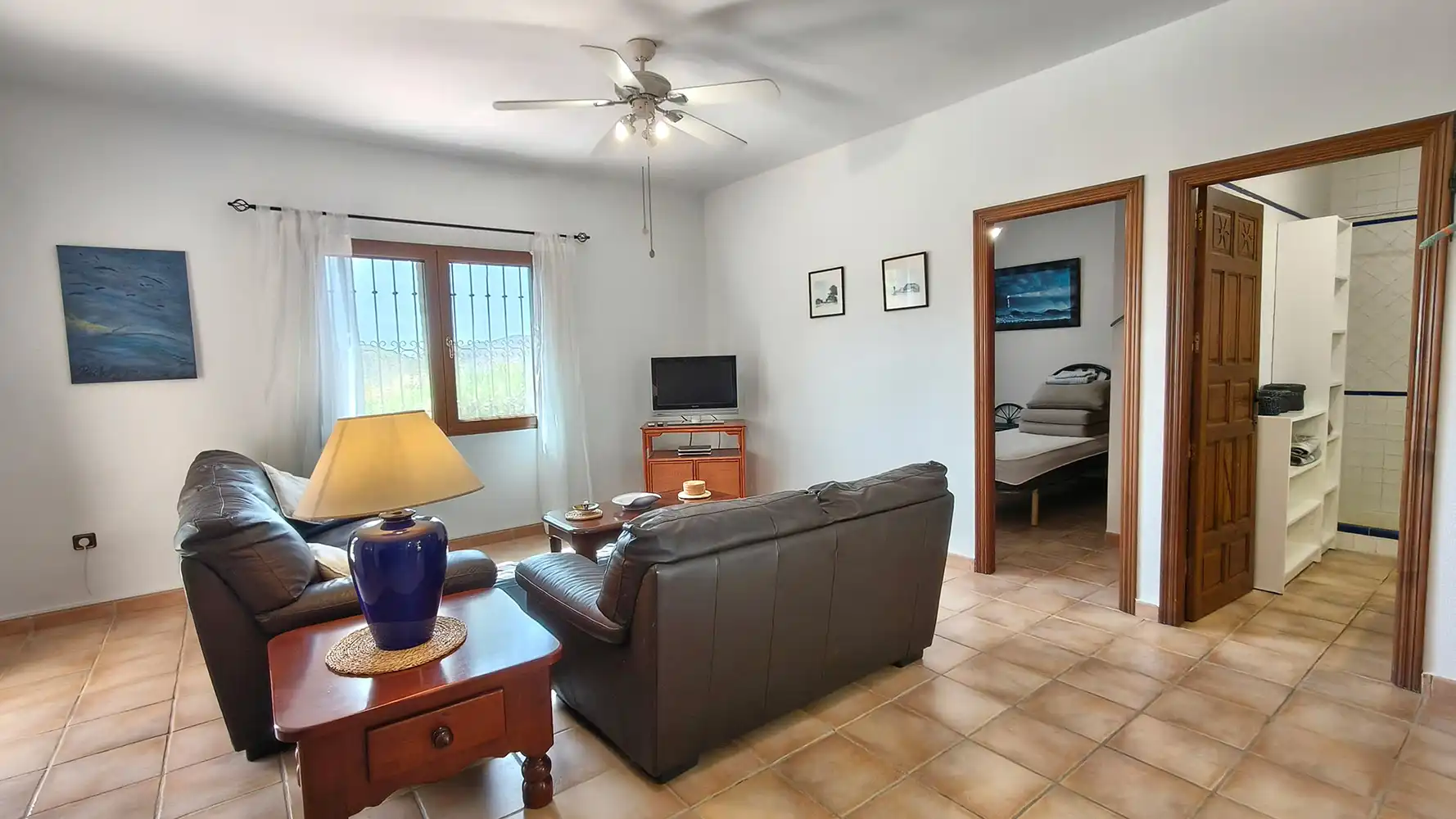Sala d'estar de Finca rústica en venda en Finestrat amb Aire condicionat, Calefacció i Jardí privat