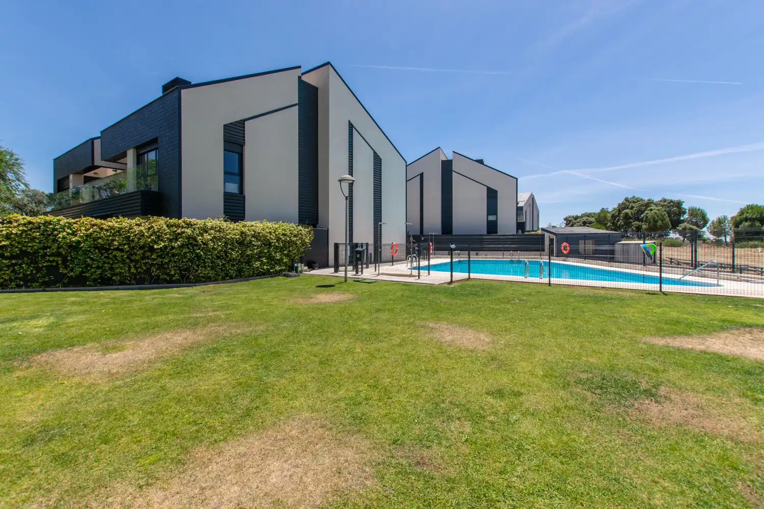 Piscina de Piso en venta en Torrelodones con Aire acondicionado, Calefacción y Terraza