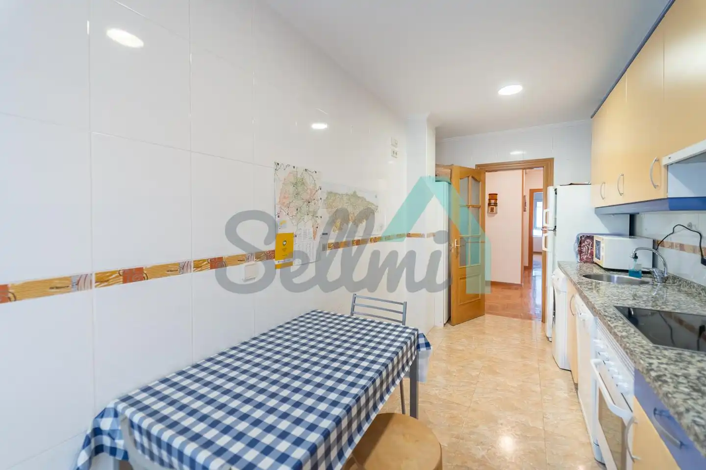 Cocina de Piso en venta en Tineo con Calefacción, Parquet y Trastero