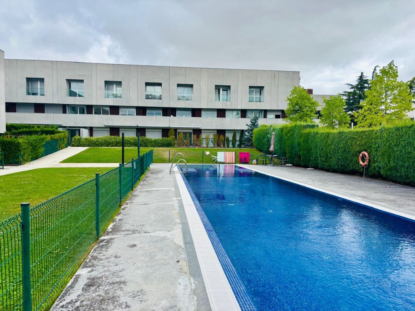 Piscina de Dúplex en venda en Zizur Mayor / Zizur Nagusia amb Calefacció, Jardí privat i Piscina comunitària