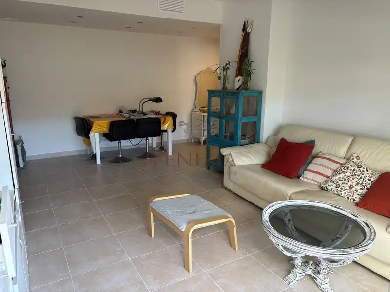 Penthouse with pool for sale in Calle Racimo