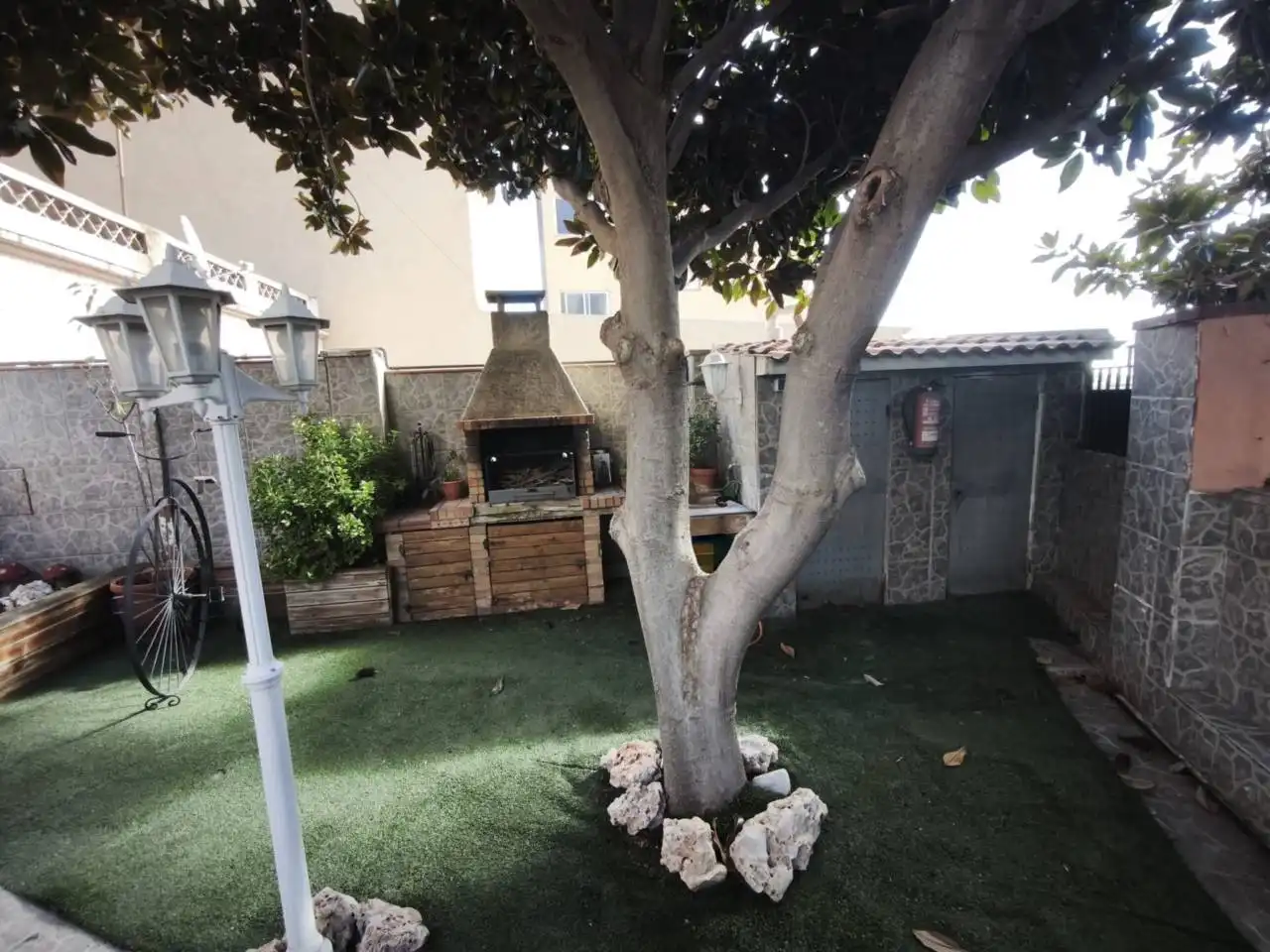 Jardín de Casa o chalet en venta en Santa Coloma de Gramenet con Aire acondicionado, Jardín privado y Parquet