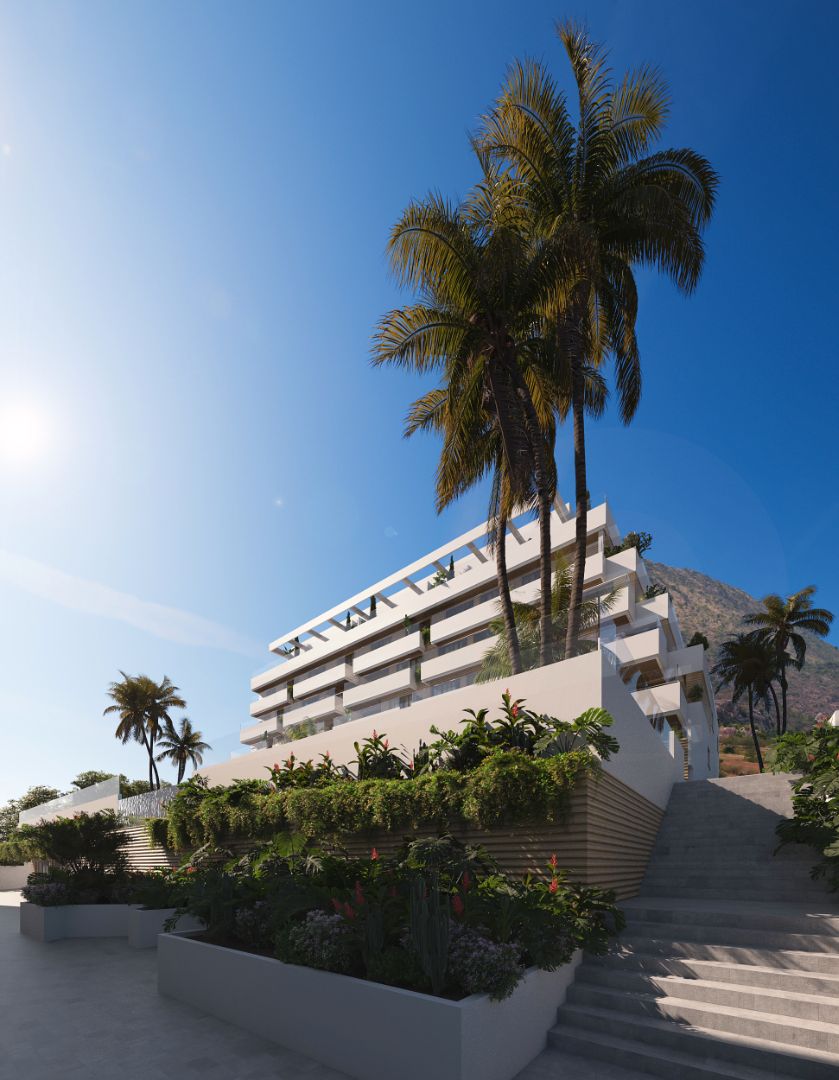 Vista exterior de Pis en venda en Torremolinos amb Aire condicionat, Jardí privat i Terrassa