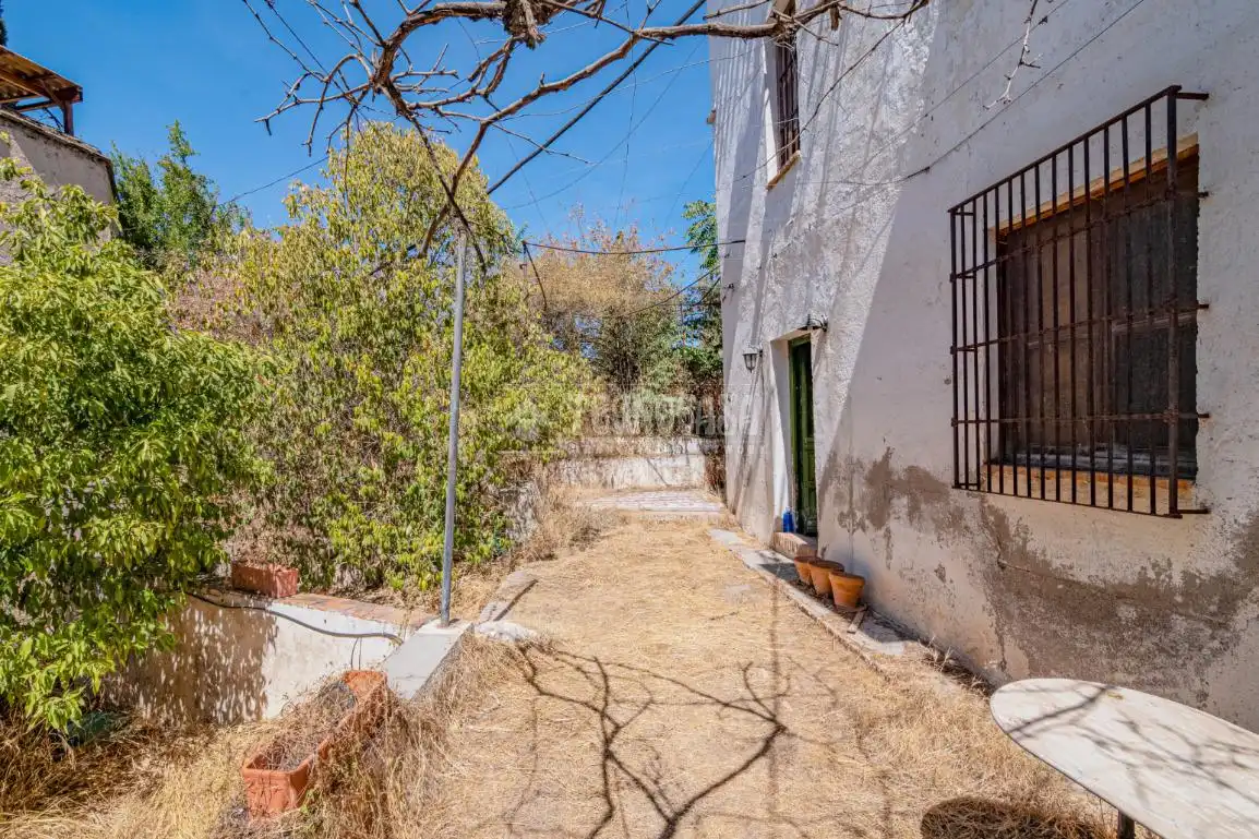 Exterior view of Houses for sale in Granada  with Heating, Terrace and Swimming Pool