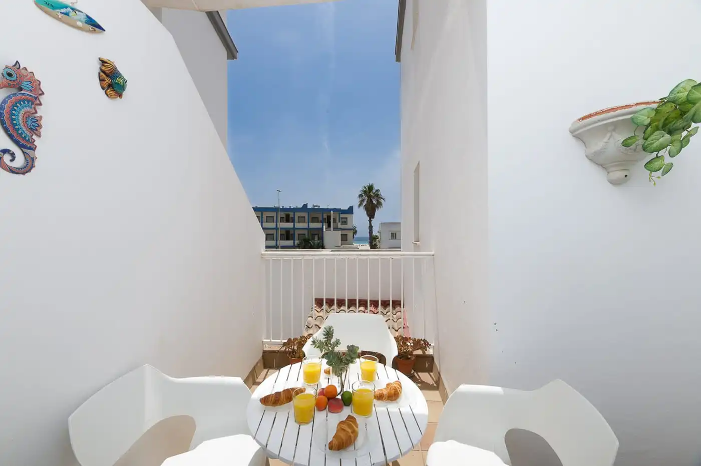 Apartamento en venta en Calle Pintor Guillermo Pérez Villalta 32, imagen 3