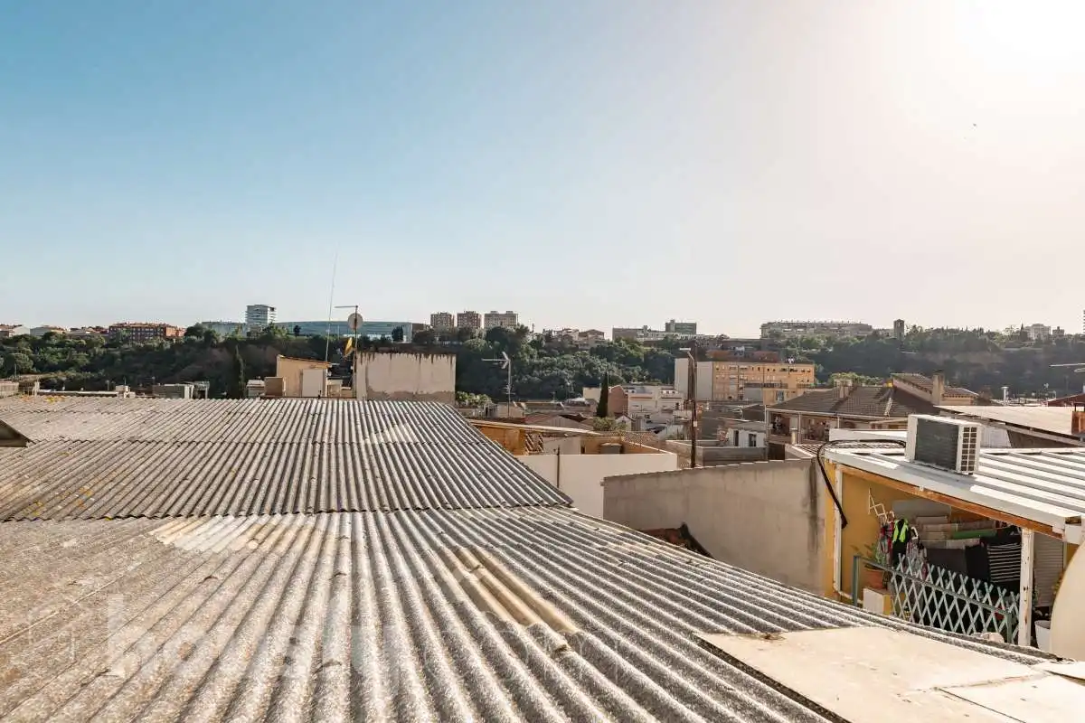 Vista exterior de Casa o chalet en venta en Sabadell con Calefacción, Terraza y Trastero