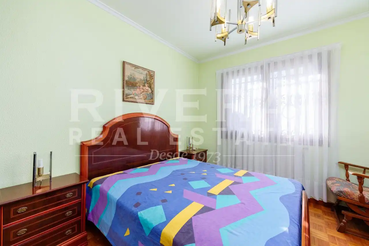 Habitación de Casa o chalet en venta en Nigrán con Calefacción, Terraza y Trastero