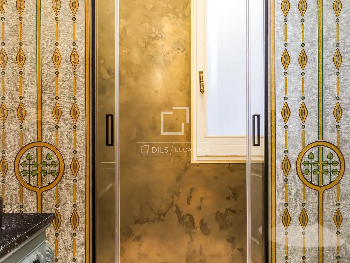 Bathroom of Flat for sale in Barcelona  with Air Conditioner, Heating and Furnished