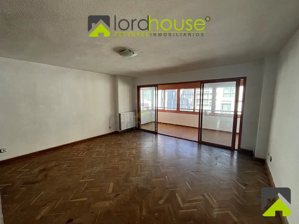 Piso con ascensor en venta en Avenida Juan Carlos I, imagen 11