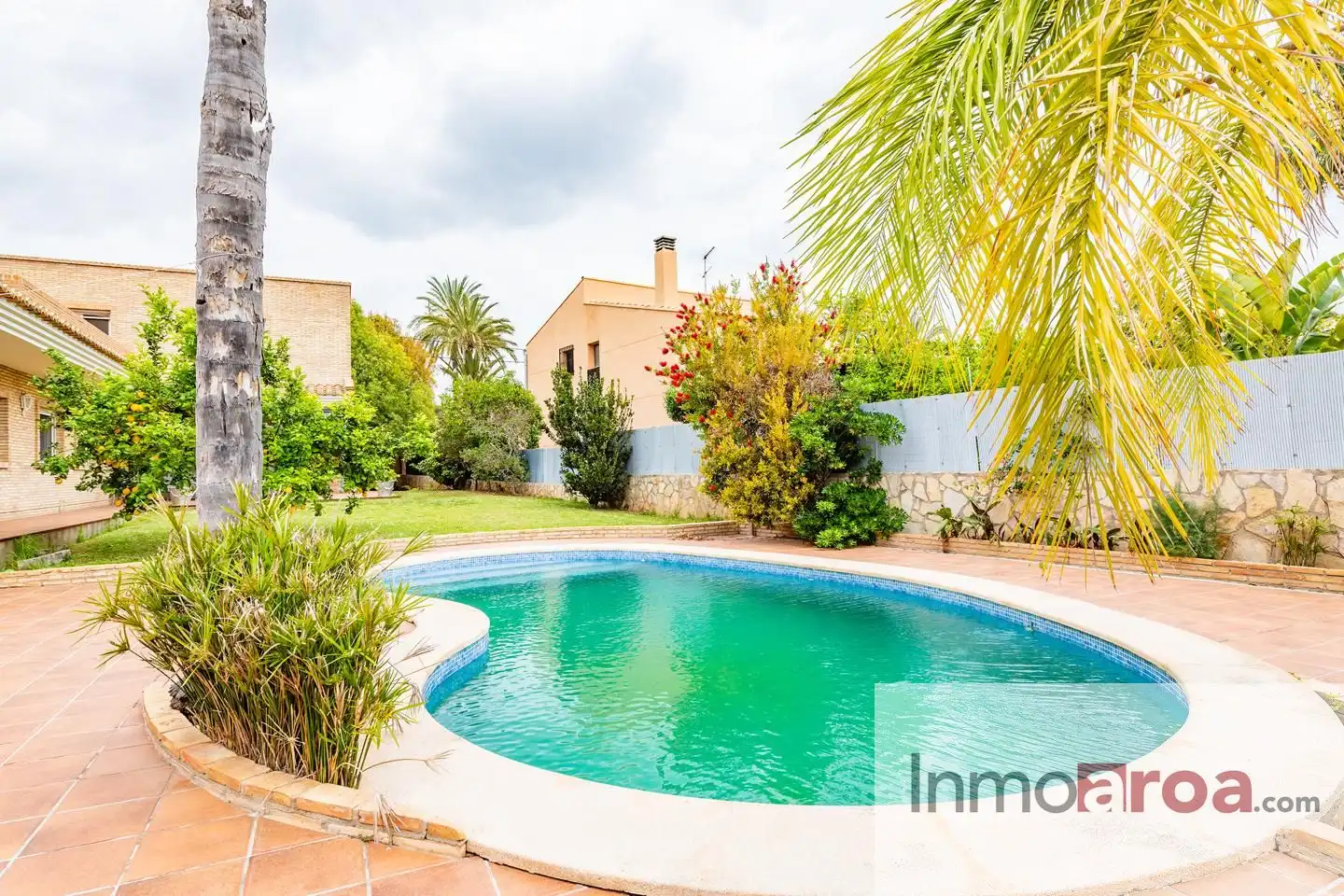 Piscina de Casa o chalet en venta en Paterna con Jardín privado, Terraza y Piscina