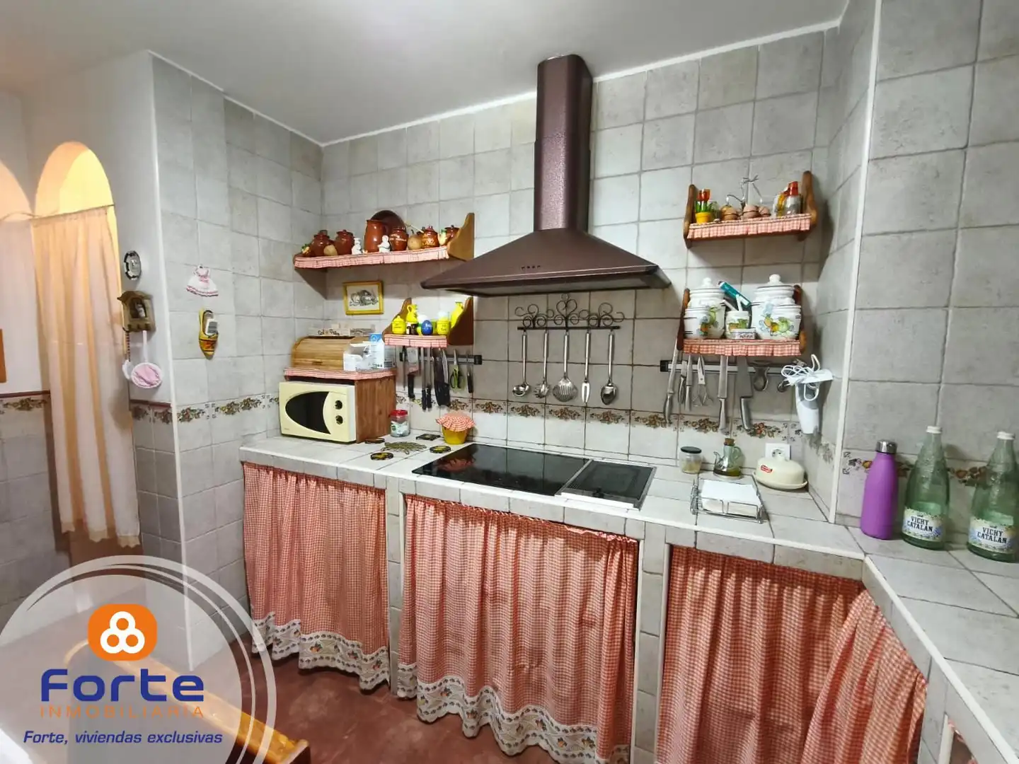 Kitchen of Houses for sale in Córdoba  with Air Conditioner, Heating and Furnished