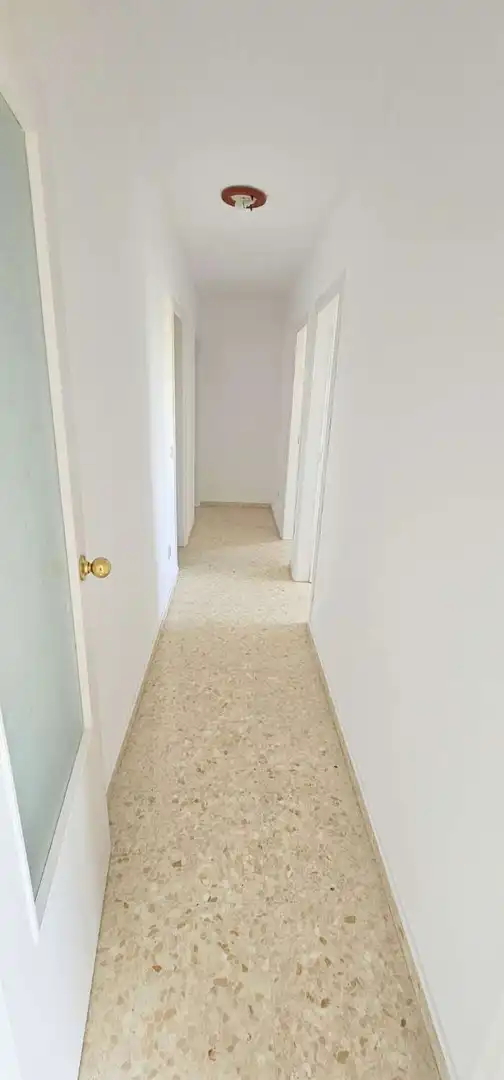 Wohnung zum Verkauf in Vélez-Málaga mit Terrasse und Schwimmbad