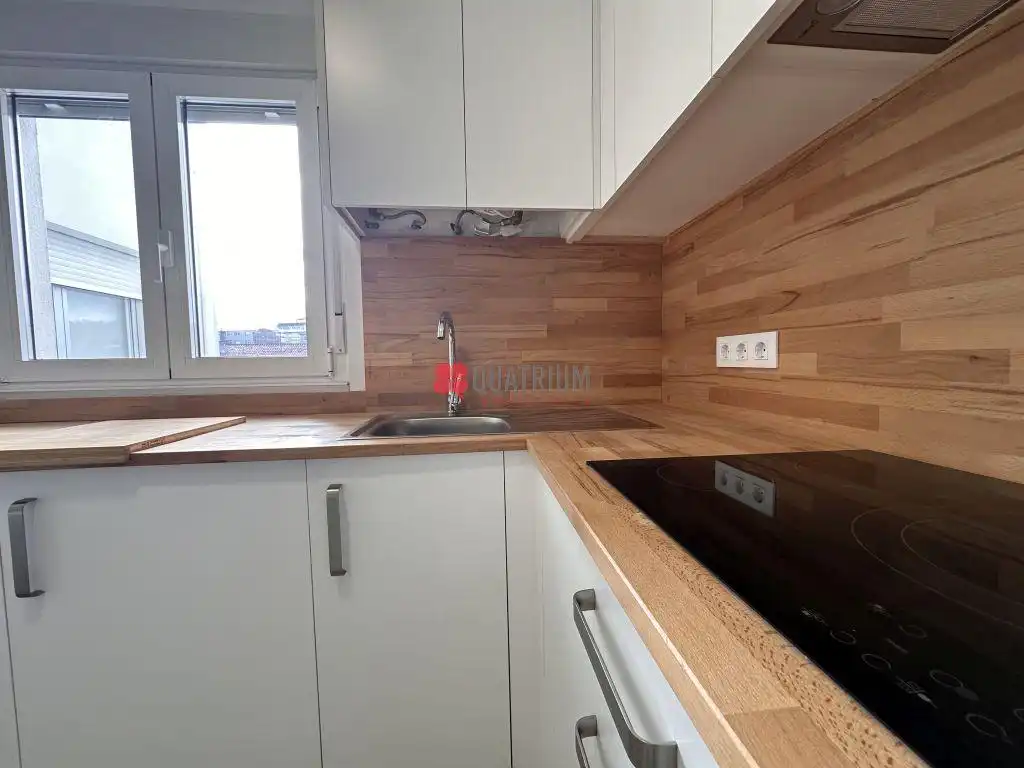 Cocina de Piso en venta en A Estrada  con Calefacción, Trastero y Amueblado