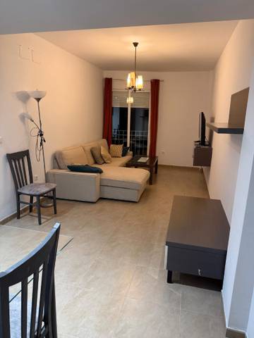 Piso en Alquiler en Calle Cruz, 61 en Moraleda de Zafayona