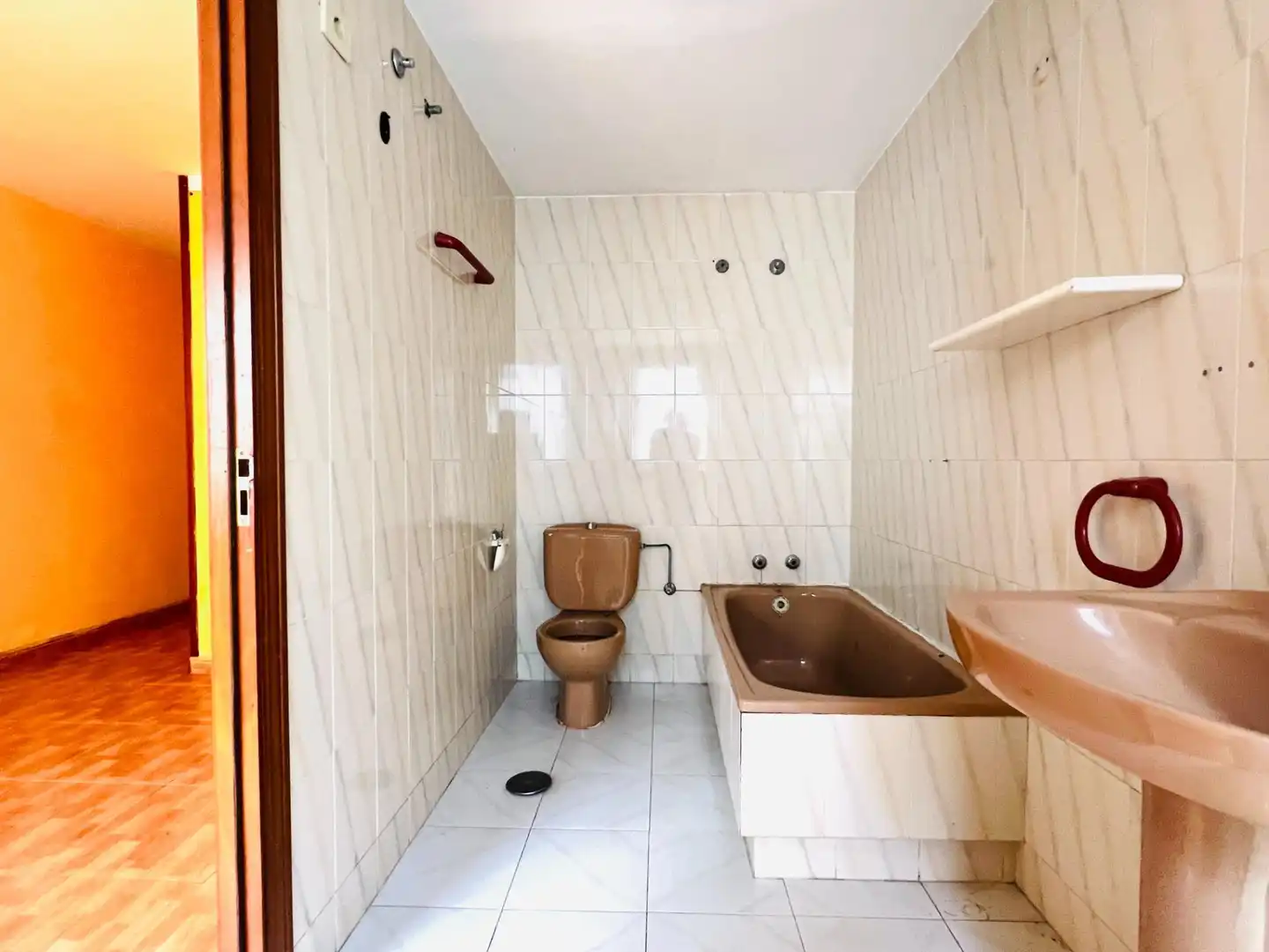 Badezimmer von Wohnung zum Verkauf in A Coruña Capital 