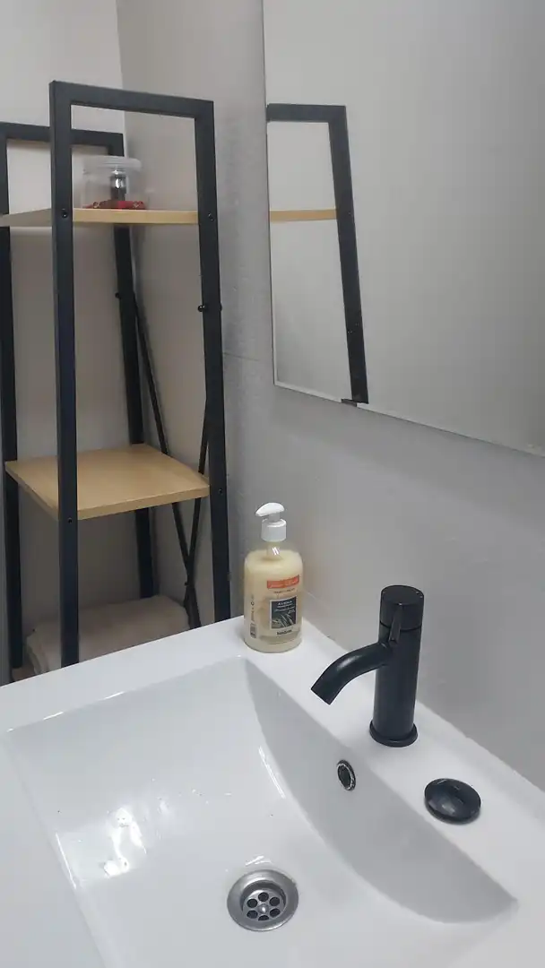 Baño de Apartamento en venta en Salou con Jardín privado, Terraza y Amueblado