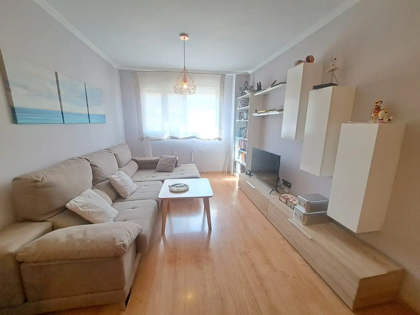 Sala de estar de Apartamento en venta en Cáceres con Trastero