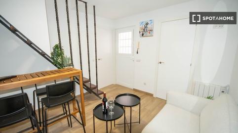 Foto 4 de Piso de alquiler en Pradolongo, Madrid