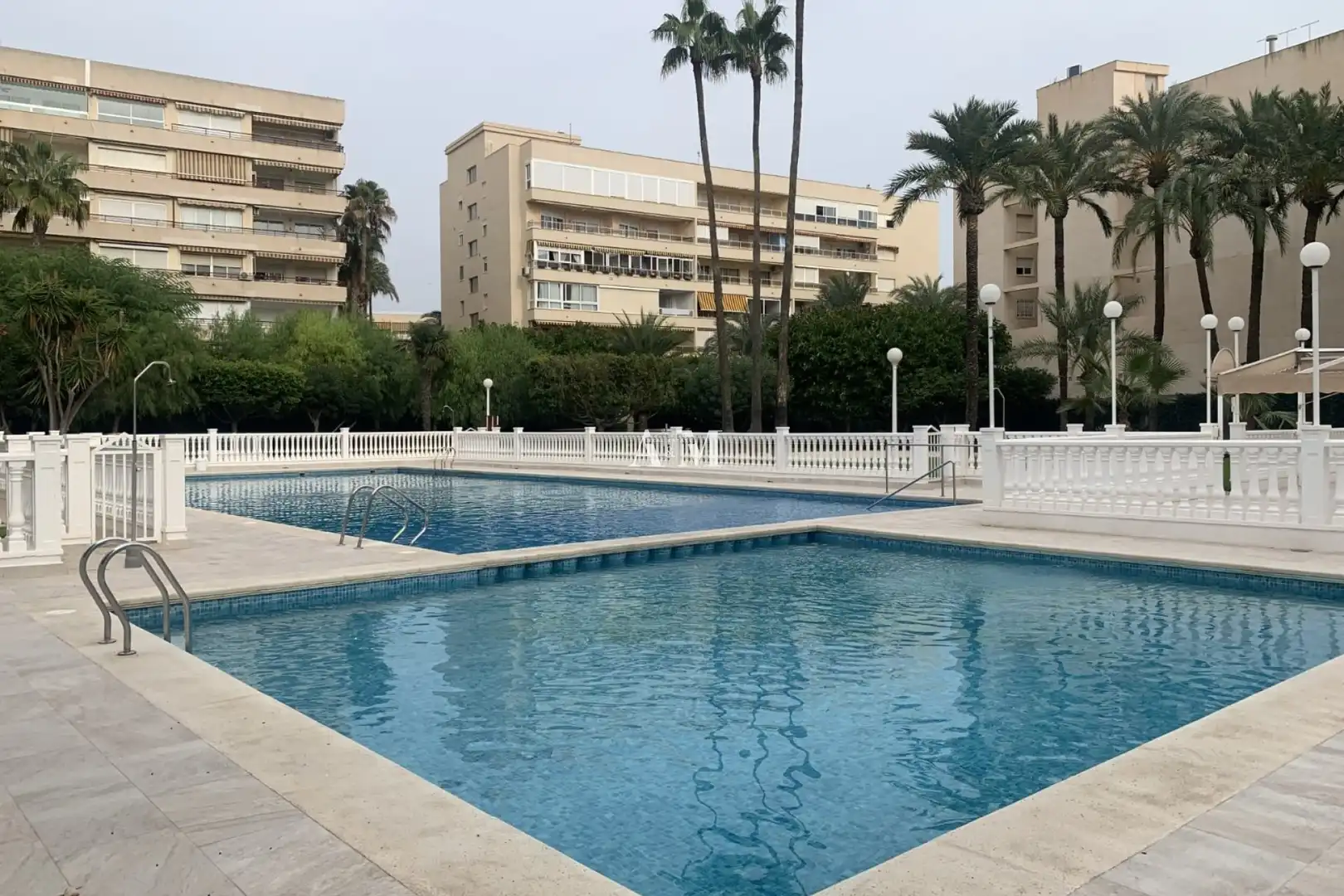 Schwimmbecken von Wohnungen zur Miete in Torrevieja mit Heizung, Terrasse und Schwimmbad