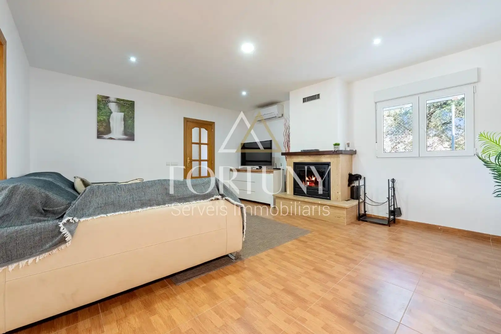 Sala d'estar de Casa o xalet en venda en Reus amb Aire condicionat, Jardí privat i Traster