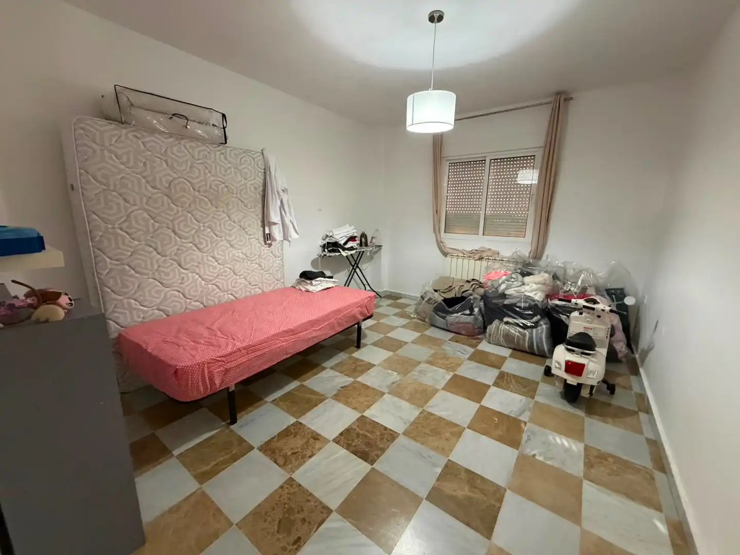 Bedroom of Houses for sale in Jun  with Air Conditioner and Heating