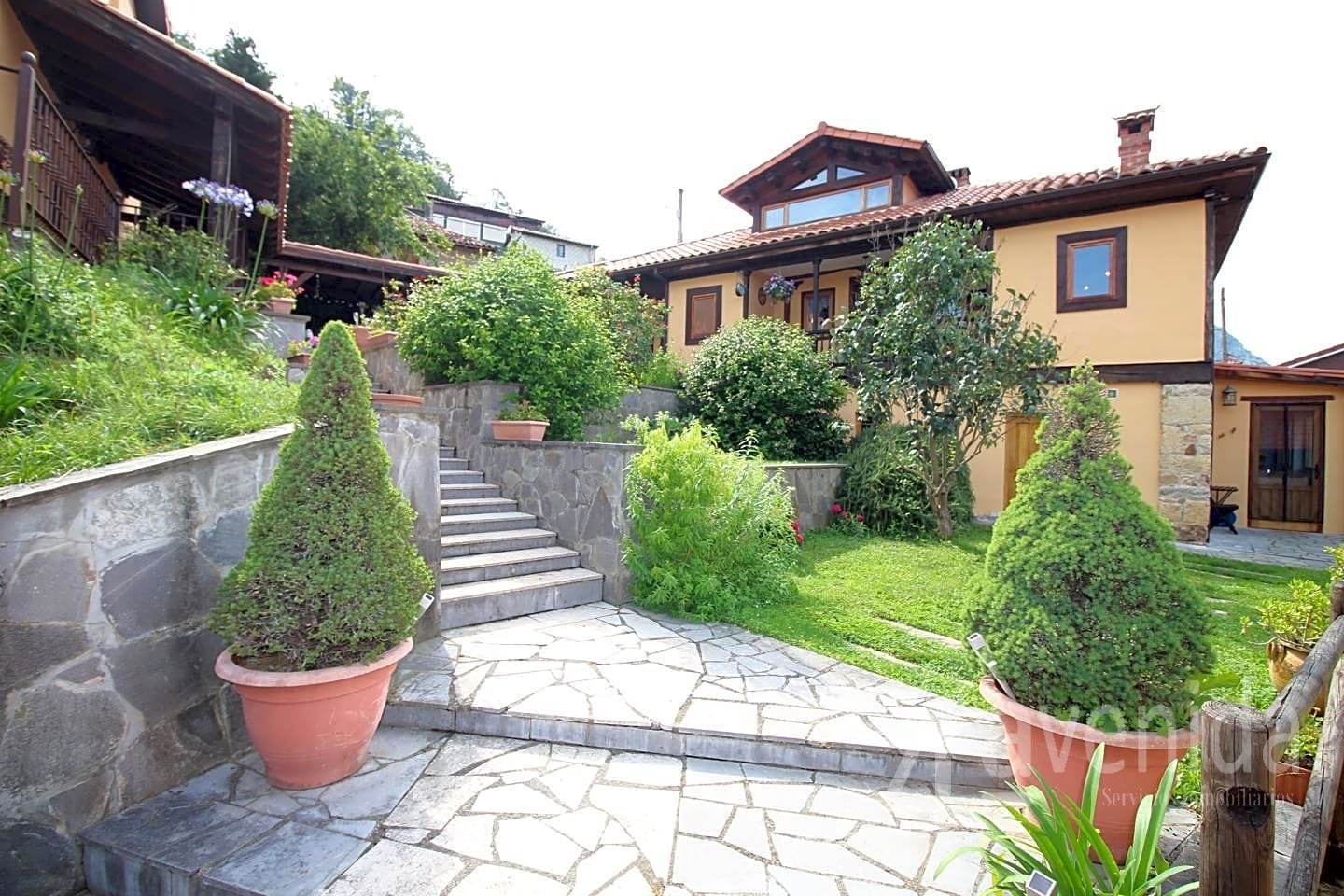 Garden of Country house for sale in Quirós  with Heating, Private garden and Terrace