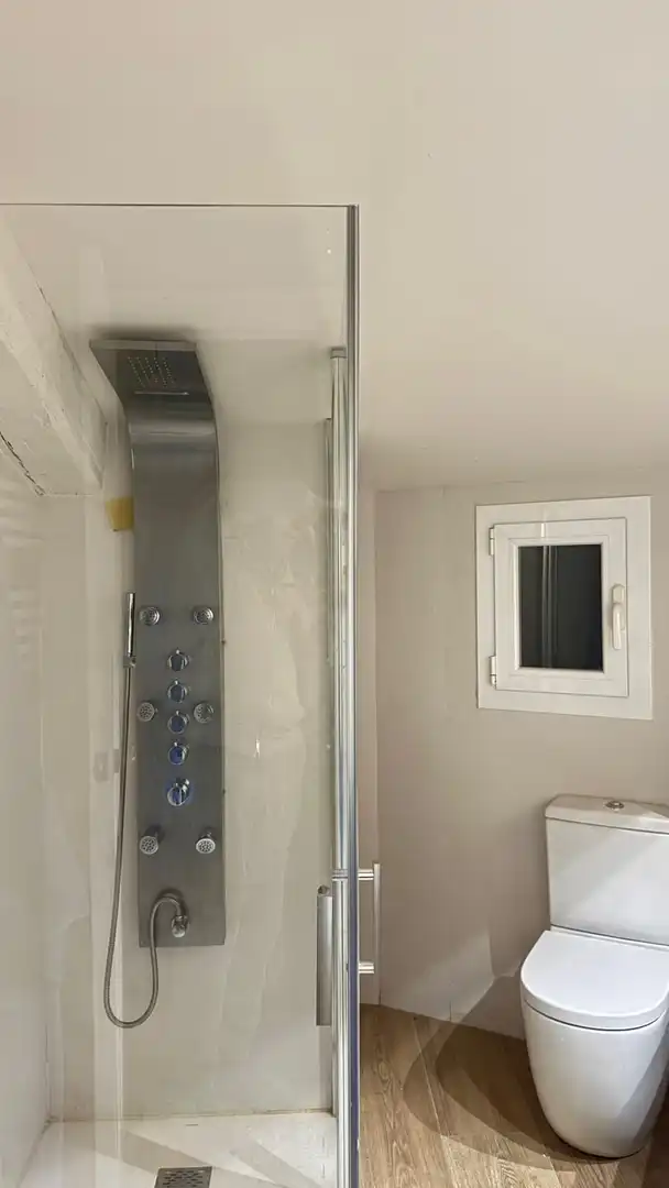 Bany de Apartament de lloguer en  Logroño amb Aire condicionat, Calefacció i Terrassa