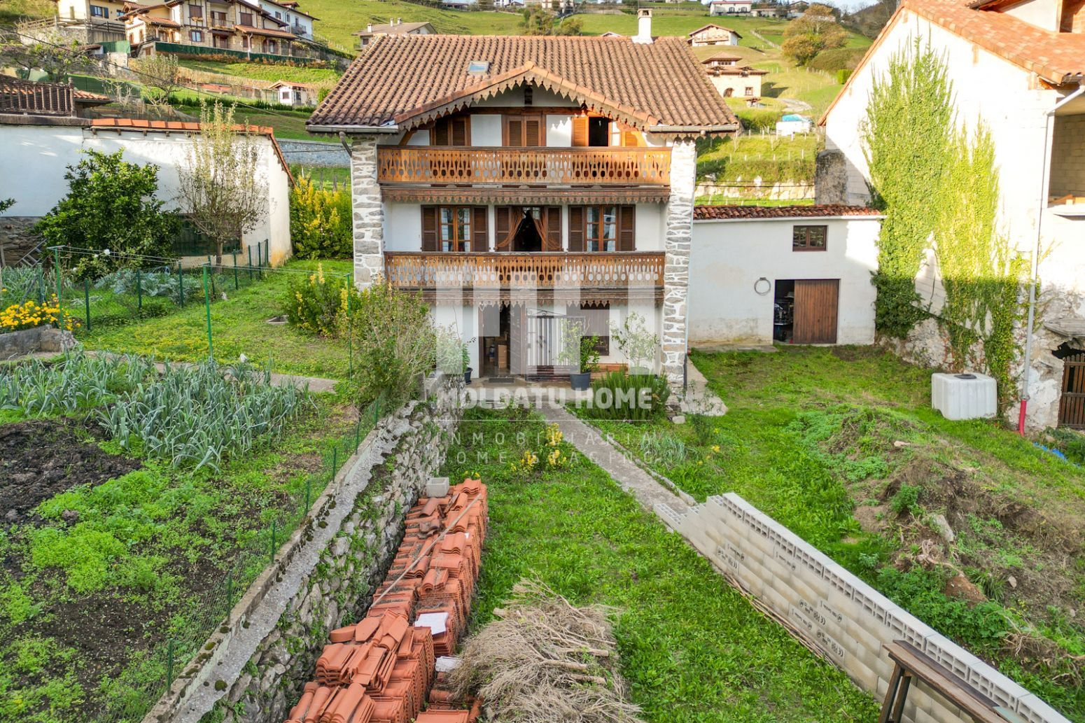 Außenansicht von Haus oder Chalet zum verkauf in Igantzi mit Heizung, Privatgarten und Terrasse