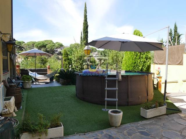 Casa-chalet en Venta en Carrer Ripollès en Residencial Park