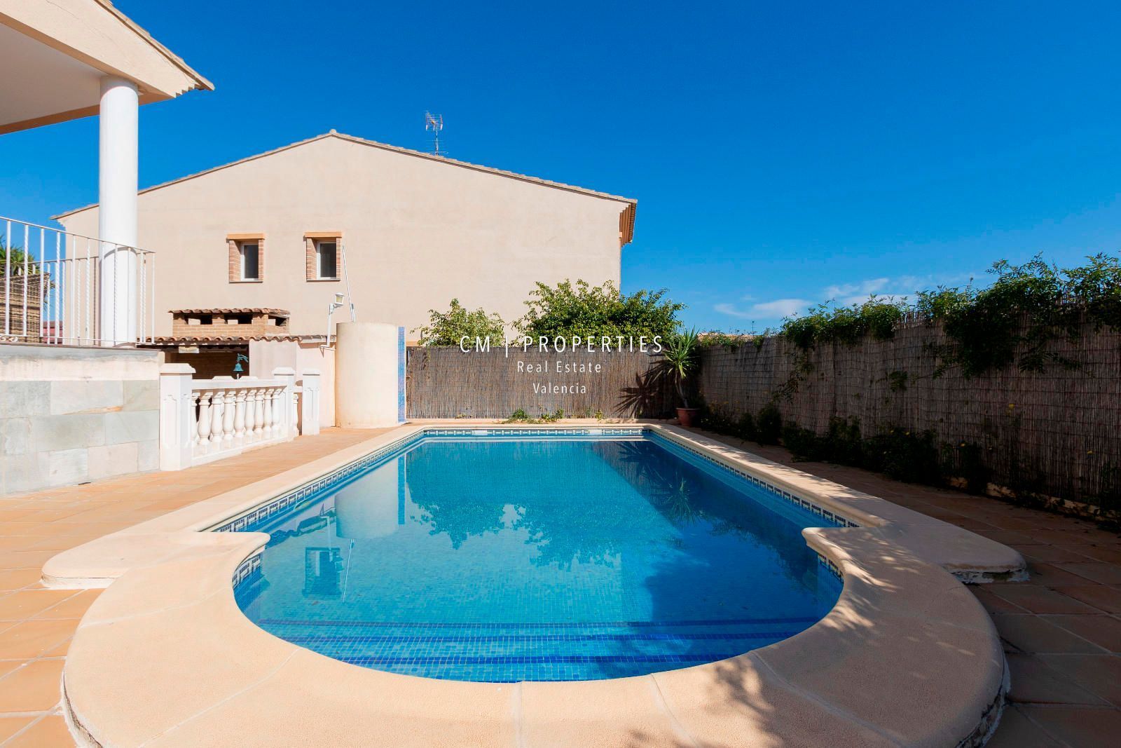 Exterior view of House or chalet to rent in Paterna  with Air Conditioner, Heating and Terrace