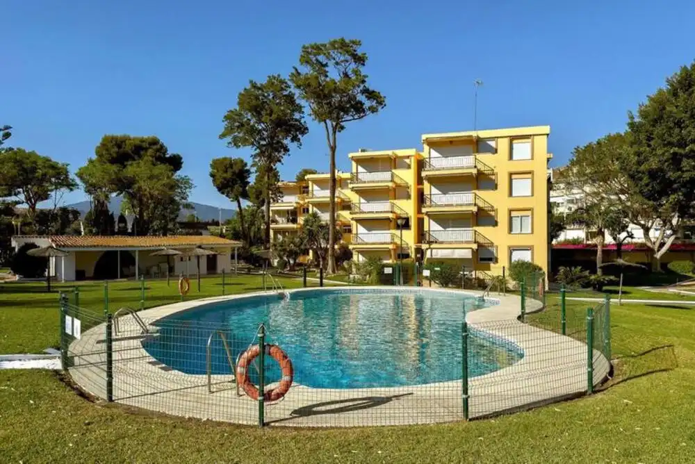 Swimming pool of Apartments for sale in Estepona  with Air Conditioner, Terrace and Swimming Pool