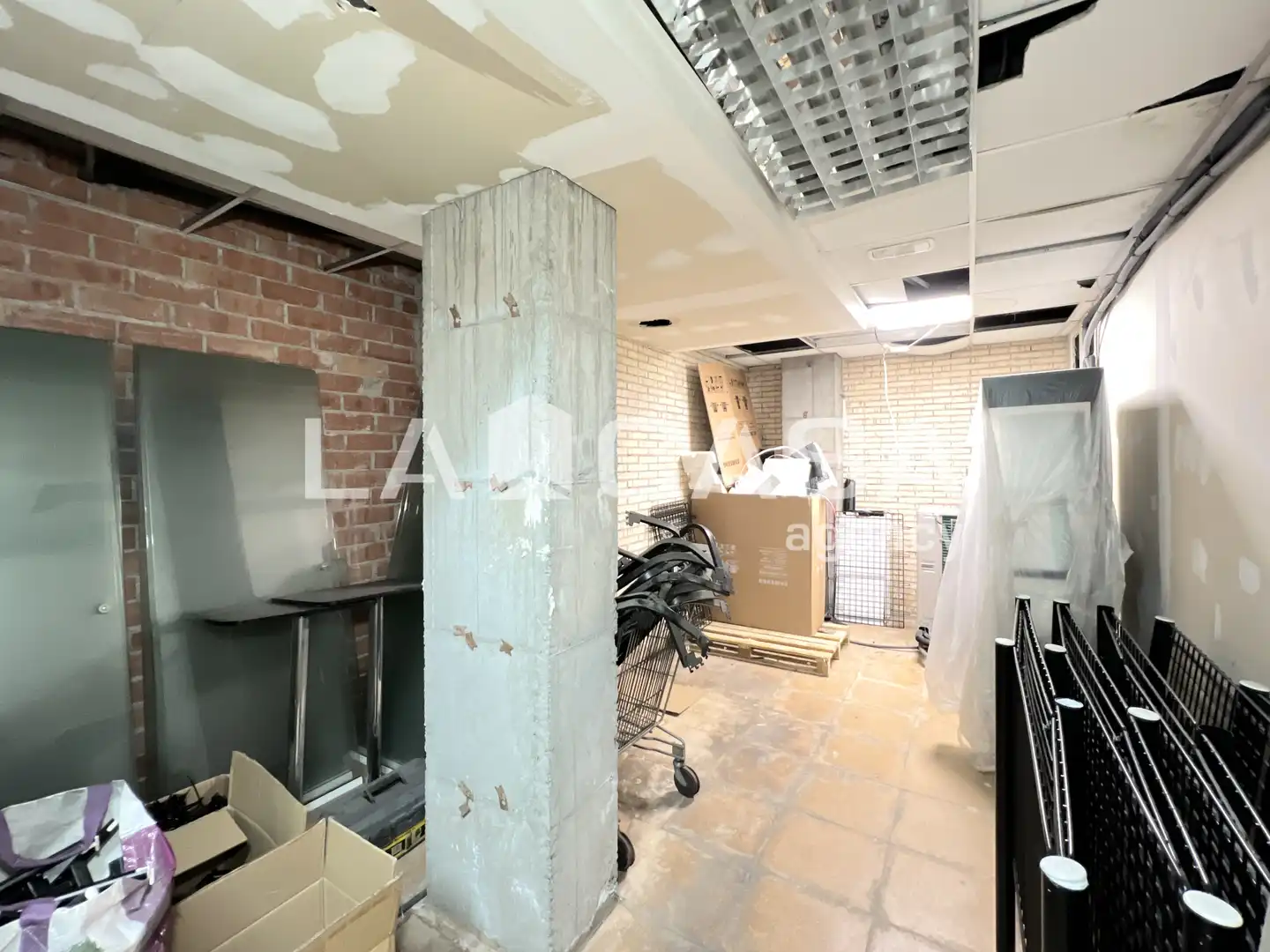 Local comercial en venta en Sant Andreu, imagen 10