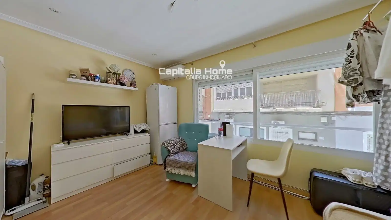 Habitación de Piso en venta en Alicante / Alacant con Aire acondicionado, Calefacción y Amueblado