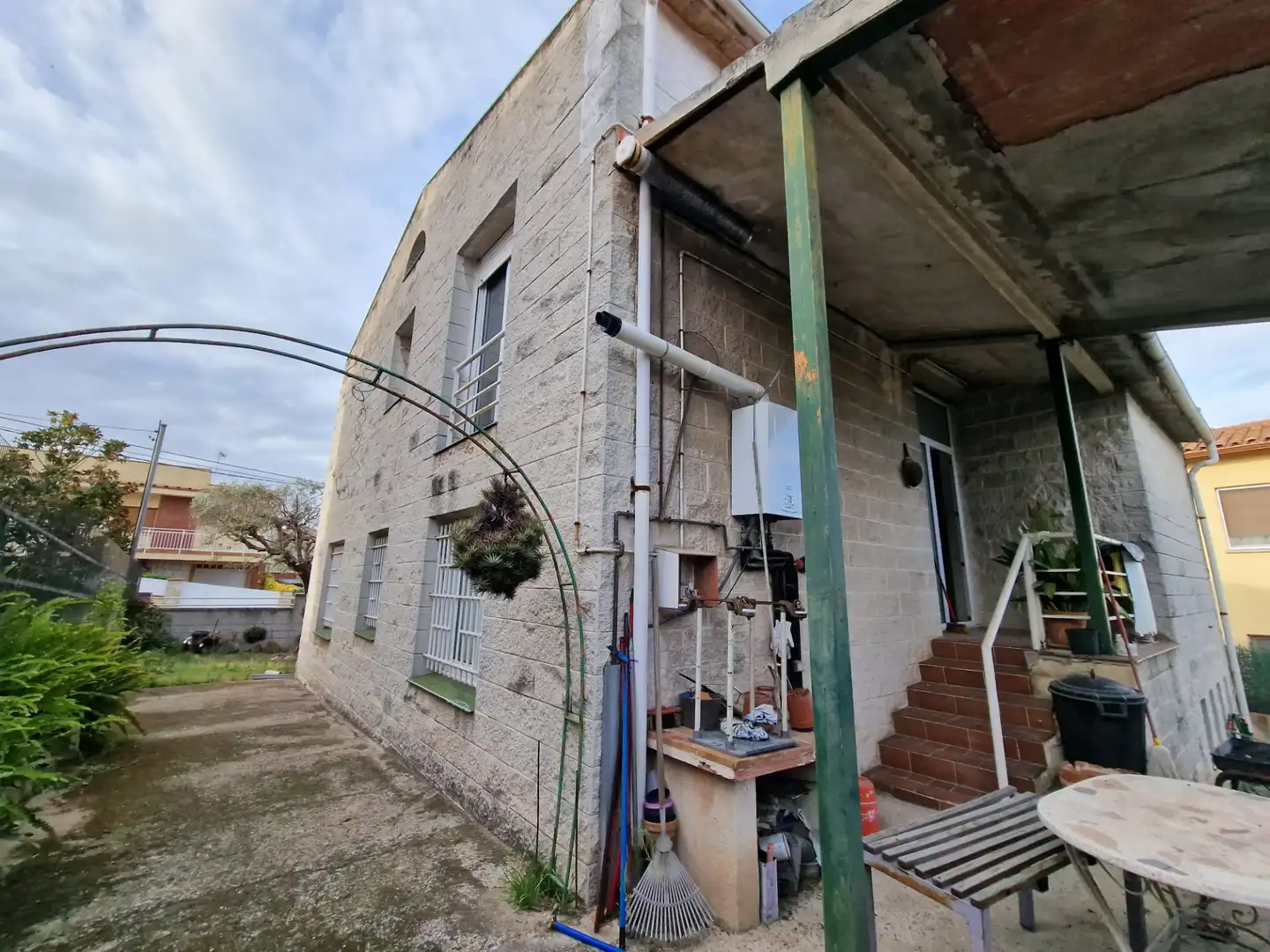 Vista exterior de Casa o chalet en venta en Montmeló con Calefacción y Jardín privado
