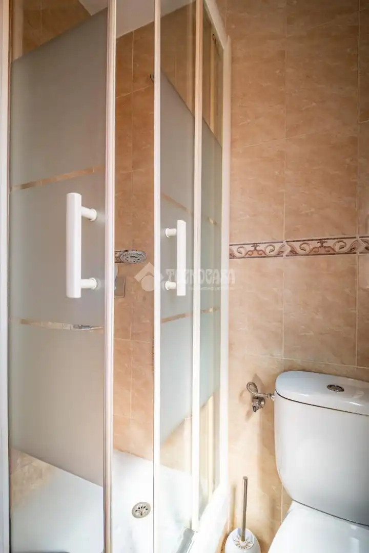 Bathroom of Flat for sale in Arganda del Rey  with Air Conditioner, Heating and Storage room