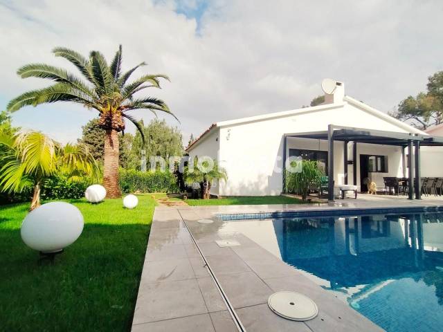 Casa-chalet en Venta en Sierra Helada