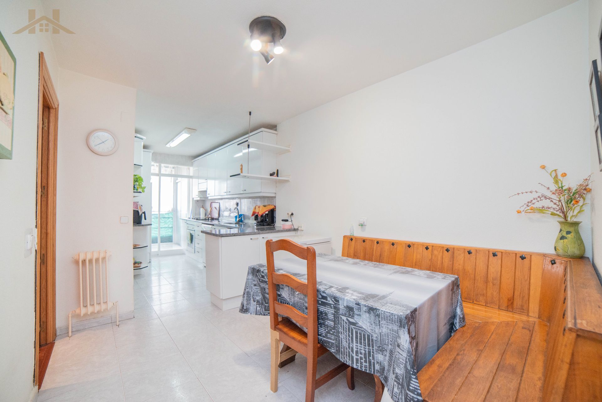 Cuina de Pis en venda en Móstoles amb Terrassa, Moblat i Alarma