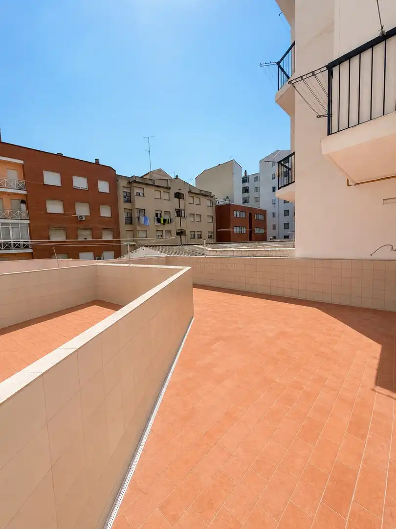 Piso de alquiler en Logroño - CL VELEZ DE GUEVARA, Juzgados