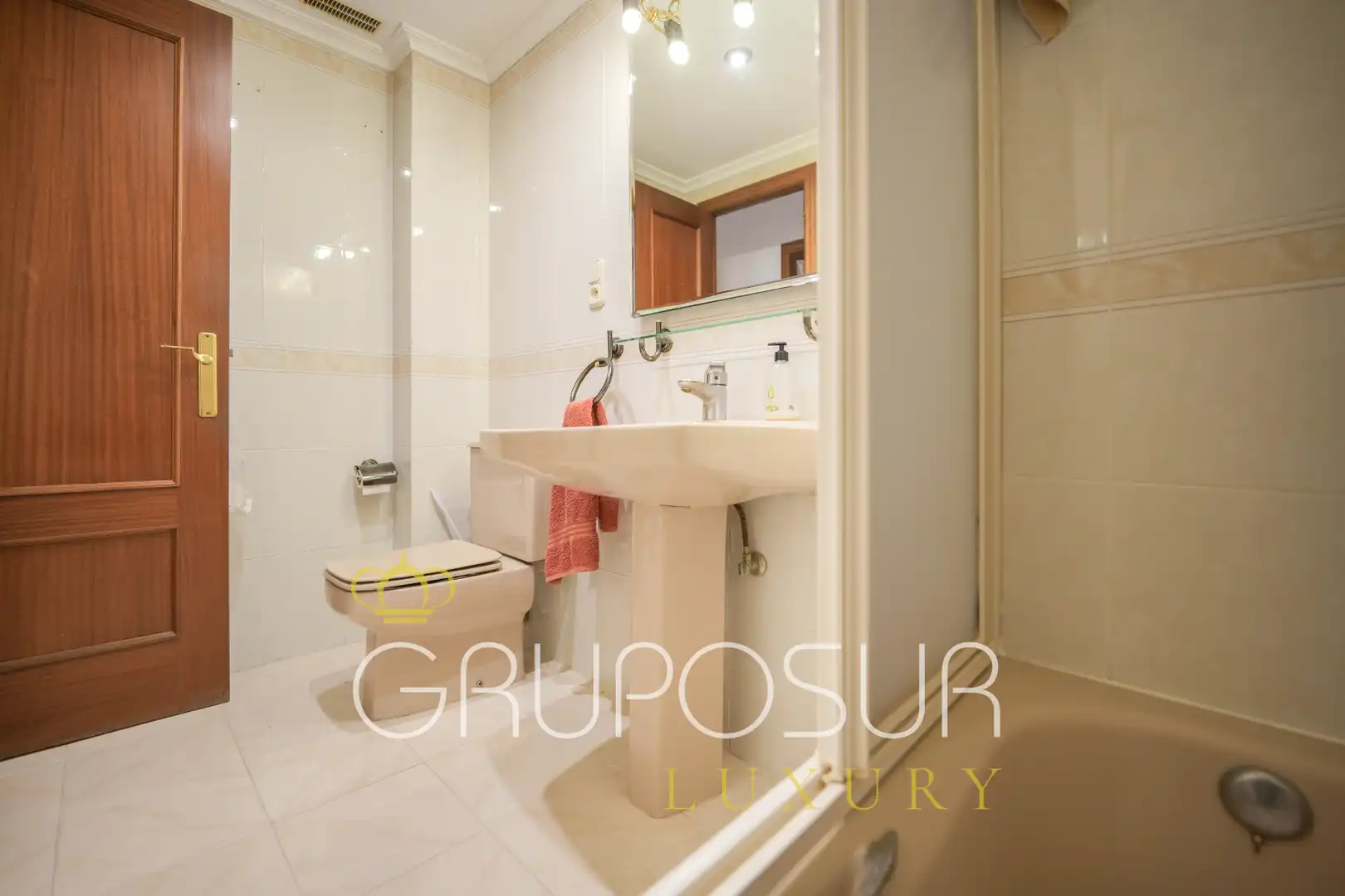 Maison mitoyenne avec piscine à vendre à Calle Mariano de los Cobos 76, imagen 41