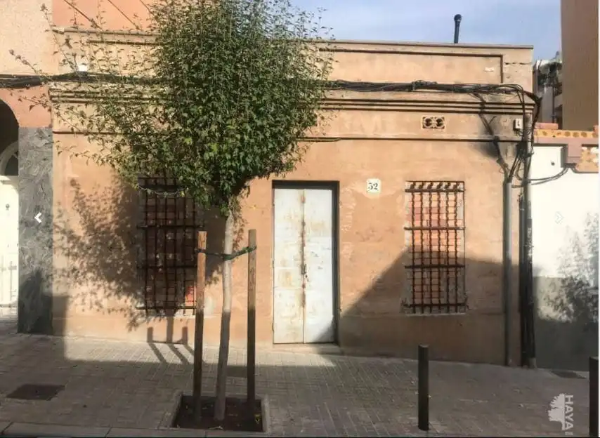 Terrenos y solares en venta en Carrer Carrer de Pere Martell