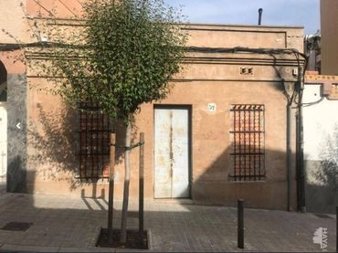 Terrenos y solares en venta en Carrer Carrer de Pere Martell