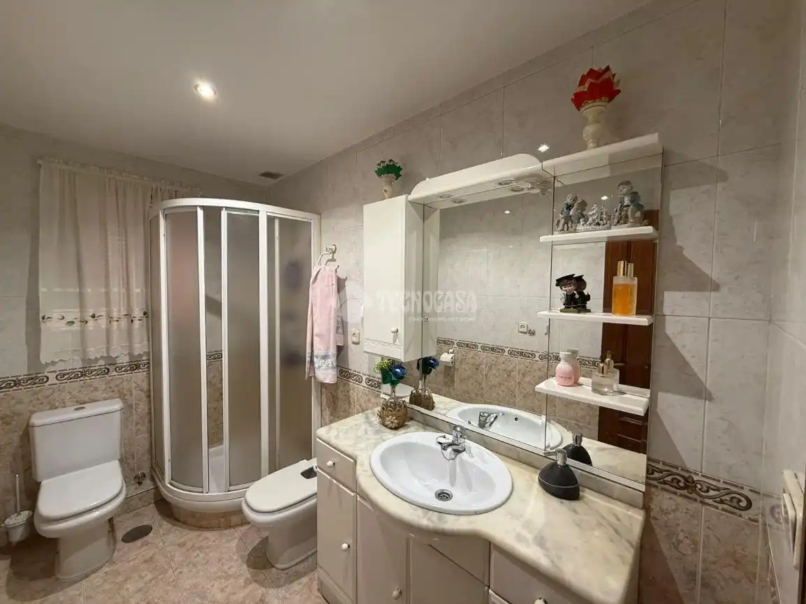 Baño de Piso en venta en Madrid con Aire acondicionado, Calefacción y Terraza