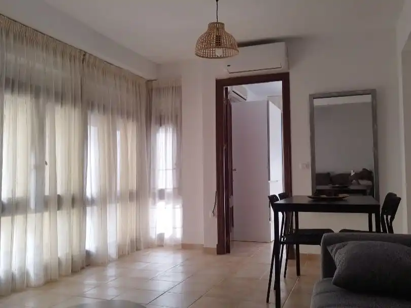 Wohnzimmer von Wohnung zur Miete in Puerto Real mit Klimaanlage und Balkon