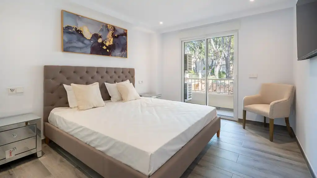 Habitación de Apartamento en venta en Calvià con Aire acondicionado, Terraza y Amueblado