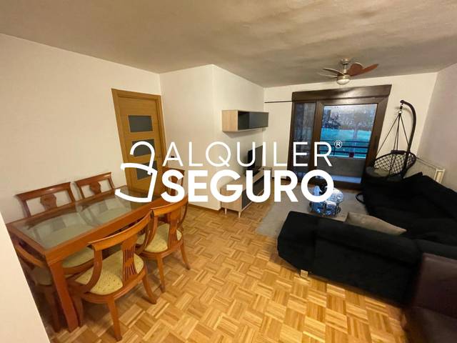 Piso en Alquiler en de Navarrondán en Praderón